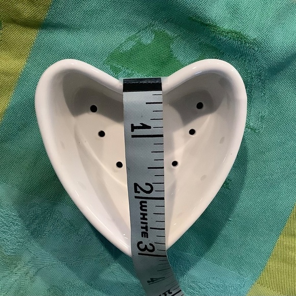 Apilco Mini Heart-Shaped White Porcelain Cheese Mold - Picture 5 of 5